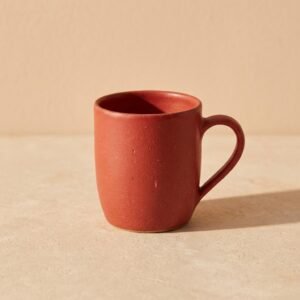 Vue en perspective de Mug Brique, montrant l'intérieur et la silhouette complète.